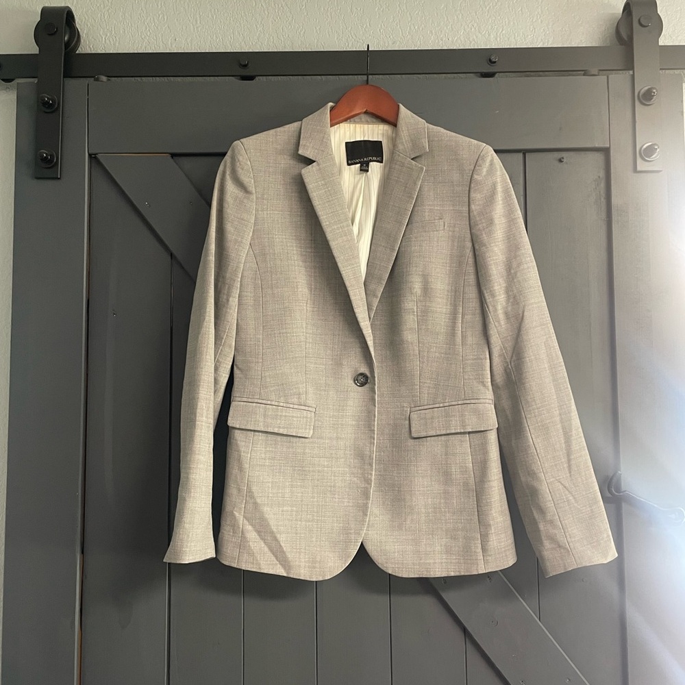 Banana Republic Light Gray Women's Blazer